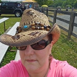 Meet your Posher, Joanne